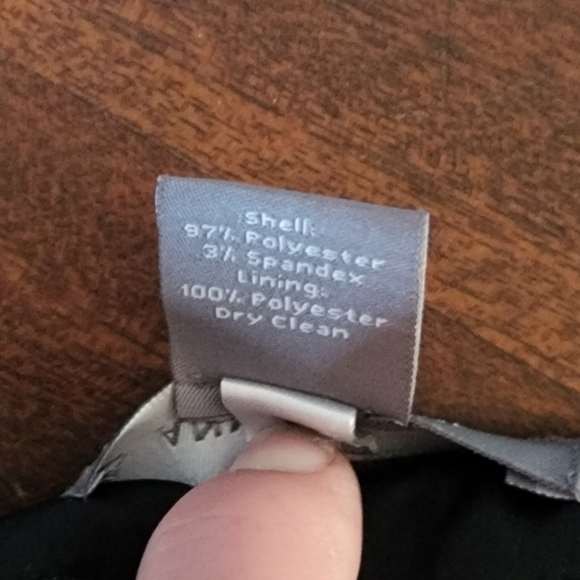 Ann Taylor Factory Ruffle Mini - Picture 4 of 4